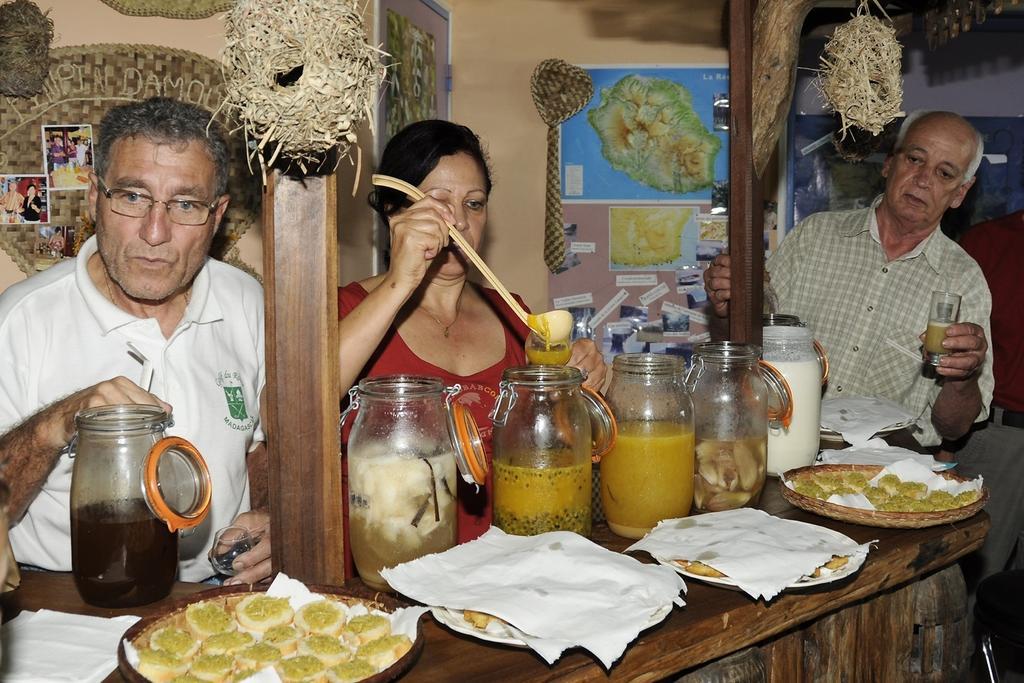 苹苹爱恋住宿加早餐旅馆 Basse Vallée 外观 照片